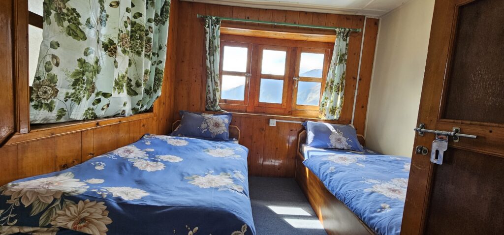 Twin Bedroom